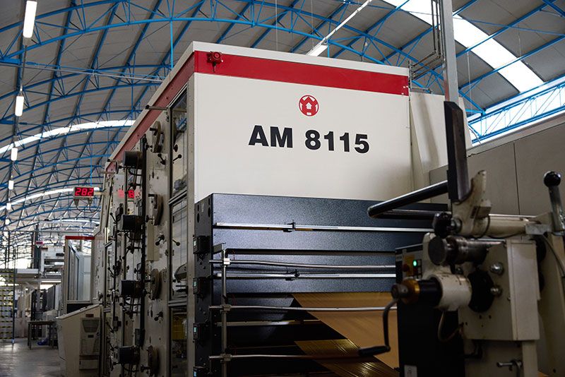 Impianti produttivi nello stabilimento di SIS